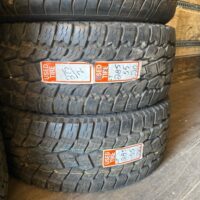2 pneu(s) ÉTÉ usagé(s) Toyo LT285/55R20 10E 15/32 Ent2