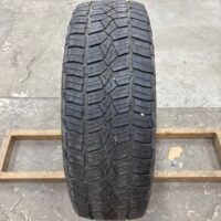 1 pneu(s) ÉTÉ usagé(s) General 275/70R18  8/32
