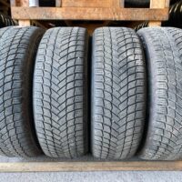 4 pneu(s) HIVER usagé(s) Michelin 265/70R17  6/32 et 7/32