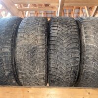 4 pneu(s) HIVER usagé(s) Pirelli 205/60R16  5/32 et 6/32