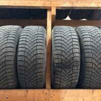 4 pneu(s) HIVER usagé(s) Pirelli 195/65R15  6/32 et 7/32