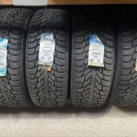 4 pneu(s) HIVER neuf(s) Nokian 265/65R17