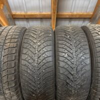 2 pneu(s) HIVER usagé(s) Kumho 185/55R15  8/32
