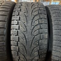 1 pneu(s) HIVER usagé(s) Pirelli 245/40R18  7/32 clouté(s)