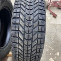 1 pneu(s) HIVER usagé(s) Firestone 235/65R17  12/32