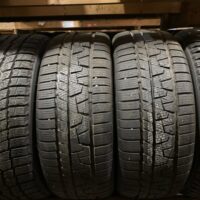 2 pneu(s) HIVER usagé(s) Royalblack 215/45R18  9/32