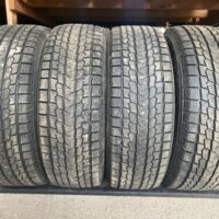 4 pneu(s) HIVER usagé(s) Yokohama 225/65R17  8/32 et 11/32