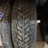1 pneu(s) HIVER usagé(s) Nokian  LT245/75R16 10E 16/32 clouté(s)