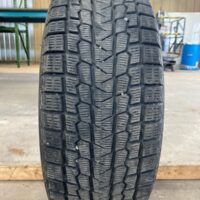 1 pneu(s) HIVER usagé(s) Yokohama 215/55R16  10/32