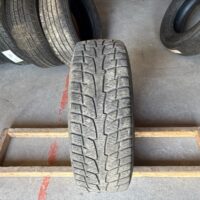 1 pneu(s) HIVER usagé(s) Hankook  LT235/65R16 10E 7/32   Ent2