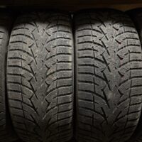 2 pneu(s) HIVER usagé(s) Toyo 245/45R20  7/32