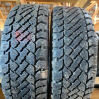 2 pneu(s) HIVER usagé(s) Snowtrakker 225/60R16  8/32