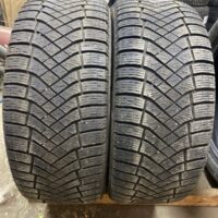 2 pneu(s) HIVER usagé(s) Pirelli 245/45R18  9/32
