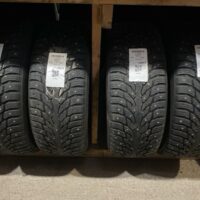4 pneu(s) HIVER usagé(s) Nokian 265/60R18  7/32 et 8/32 clouté(s)