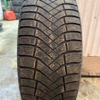 1 pneu(s) HIVER usagé(s) Pirelli 205/60R16  6/32