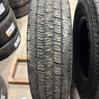 1 pneu(s) ÉTÉ usagé(s) Cooper  LT235/80R17 10E 9/32   Stapo