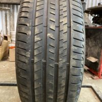 1 pneu(s) ÉTÉ usagé(s) Bridgestone 245/40R21  8/32
