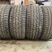 4 pneu(s) HOMOLOGUÉ usagé(s) Nexen  LT305/55R20 10E 13/32