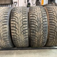 4 pneu(s) HIVER usagé(s) Nokian 215/60R16  6/32