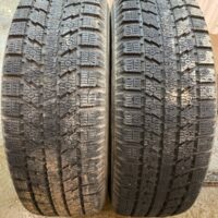2 pneu(s) HIVER usagé(s) Toyo 185/70R14  7/32