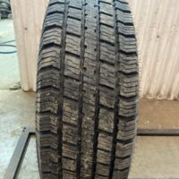 1 pneu(s) ÉTÉ usagé(s) Telstar 235/70R16  9/32