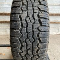 1 pneu(s) HIVER usagé(s) Nokian 275/65R18  11/32