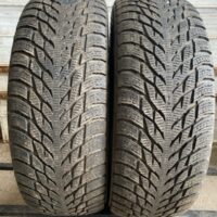 2 pneu(s) HIVER usagé(s) Nokian 265/70R17  8/32