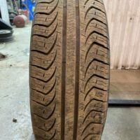 1 pneu(s) ÉTÉ usagé(s) Pirelli 195/65R15  9/32