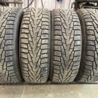 4 pneu(s) HIVER usagé(s) Nokian 215/70R16  9/32 et 10/32