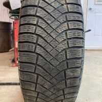 1 pneu(s) HIVER usagé(s) Pirelli 205/60R16  6/32
