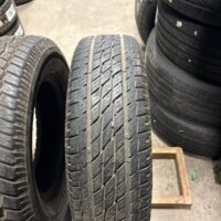 1 pneu(s) ÉTÉ usagé(s) Toyo 235/70R17  10/32   Stapo
