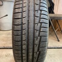 1 pneu(s) HOMOLOGUÉ usagé(s) Nokian 215/65R17  10/32