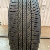 1 pneu(s) ÉTÉ usagé(s) Bridgestone 235/55R18  7/32  runflat(s) Turanza