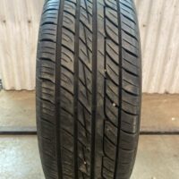 1 pneu(s) ÉTÉ usagé(s) Toyo 205/65R16  8/32