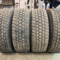 4 pneu(s) HIVER usagé(s) Toyo  LT265/70R17 10E 10/32