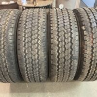 4 pneu(s) ÉTÉ usagé(s) Bridgestone  LT275/70R18 10E 13/32   Take-off/ N3