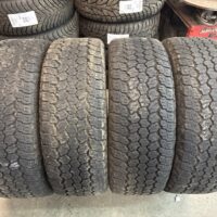 4 pneu(s) HOMOLOGUÉ usagé(s) Goodyear  LT275/65R18 6C 10/32   Lettrage blanc