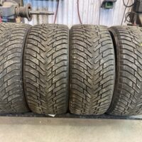 4 pneu(s) HIVER usagé(s) Nokian 245/35R20  8/32 et 9/32