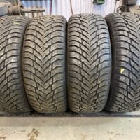 4 pneu(s) HIVER usagé(s) Nokian 215/55R18  9/32 et 10/32