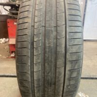 1 pneu(s) ÉTÉ usagé(s) Pirelli 275/40R21  7/32  runflat(s)