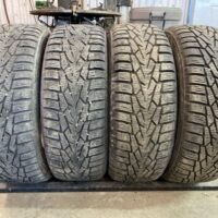4 pneu(s) HIVER usagé(s) Nokian 195/65R15  8/32 et 10/32