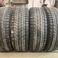 4 pneu(s) HIVER usagé(s) Yokohama 235/65R18  7/32