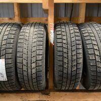 4 pneu(s) HIVER usagé(s) Toyo 185/60R15  6/32 et 8/32