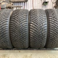 4 pneu(s) HIVER usagé(s) Nokian 225/45R18  10/32   Hakka 10