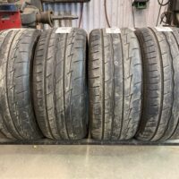 4 pneu(s) ÉTÉ usagé(s) Firestone 255/45R18  7/32   Lot stagger avec 2 X 235/50/18