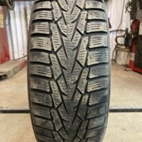 1 pneu(s) HIVER usagé(s) Nokian 185/65R15  5/32