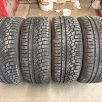 4 pneu(s) HOMOLOGUÉ usagé(s) Nokian 225/45R18  9/32