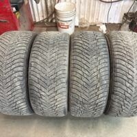 4 pneu(s) HIVER usagé(s) Nokian 245/45R19  8/32 et 9/32