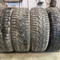 4 pneu(s) HIVER usagé(s) Toyo 245/65R17  9/32