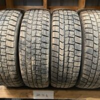 4 pneu(s) HIVER usagé(s) Dunlop 175/65R15  7/32 et 8/32